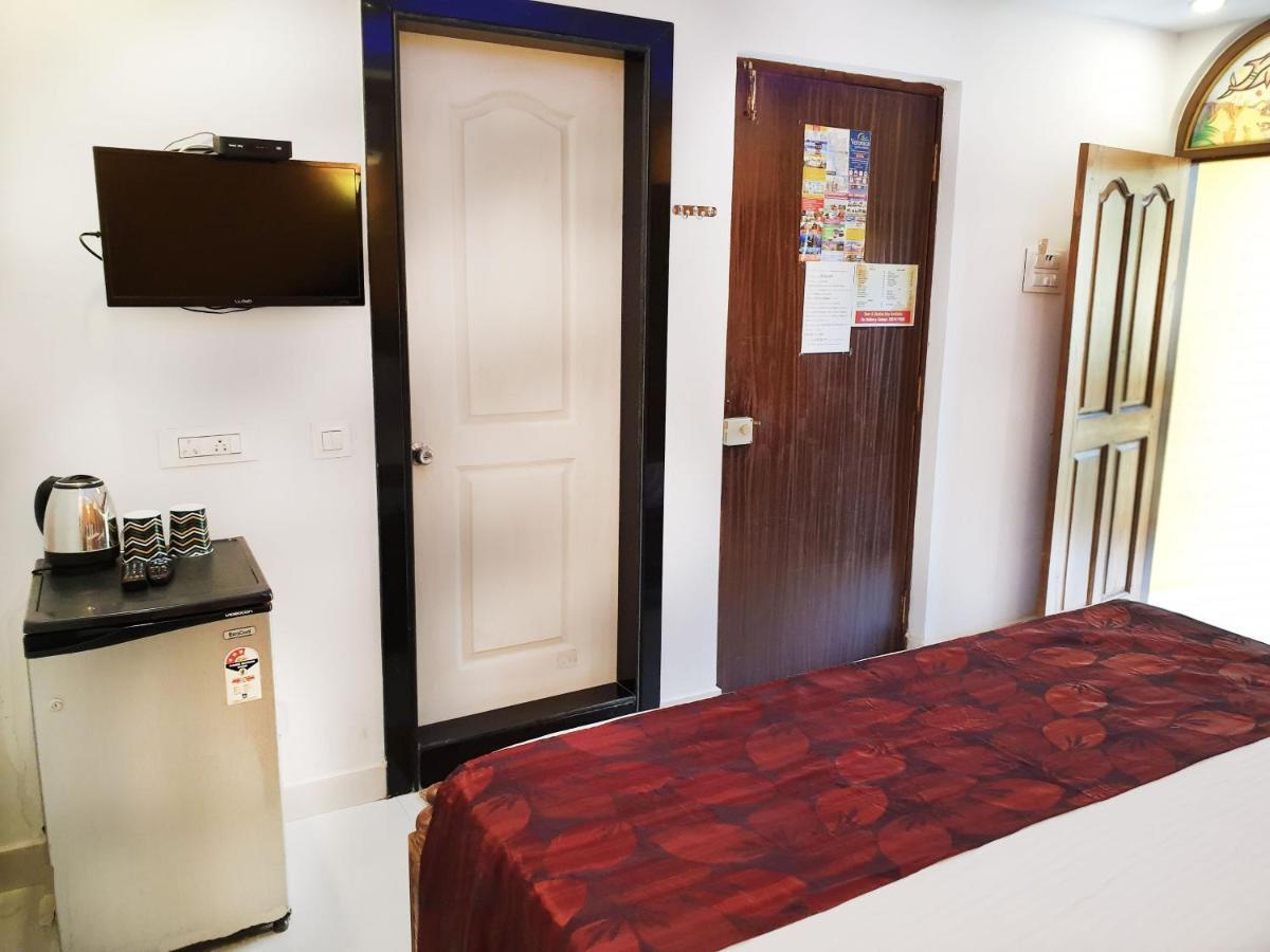 Casa Salvador 호텔 칼랑굿 외부 사진